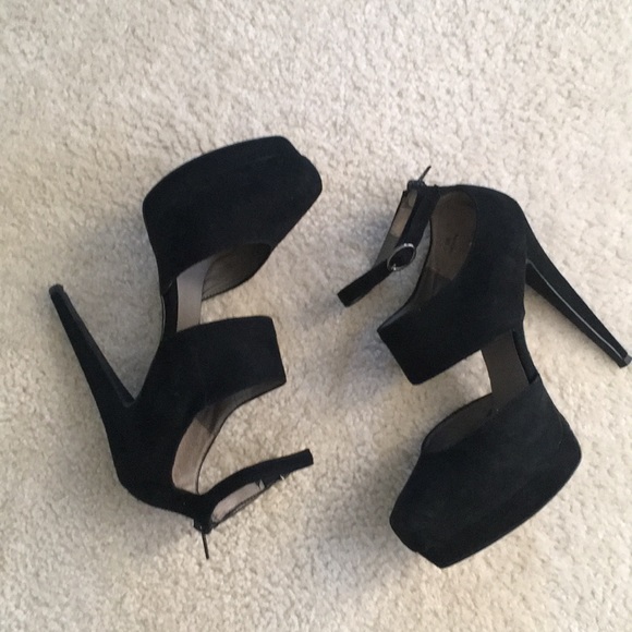 levity Shoes - Levity Black Suede Heels